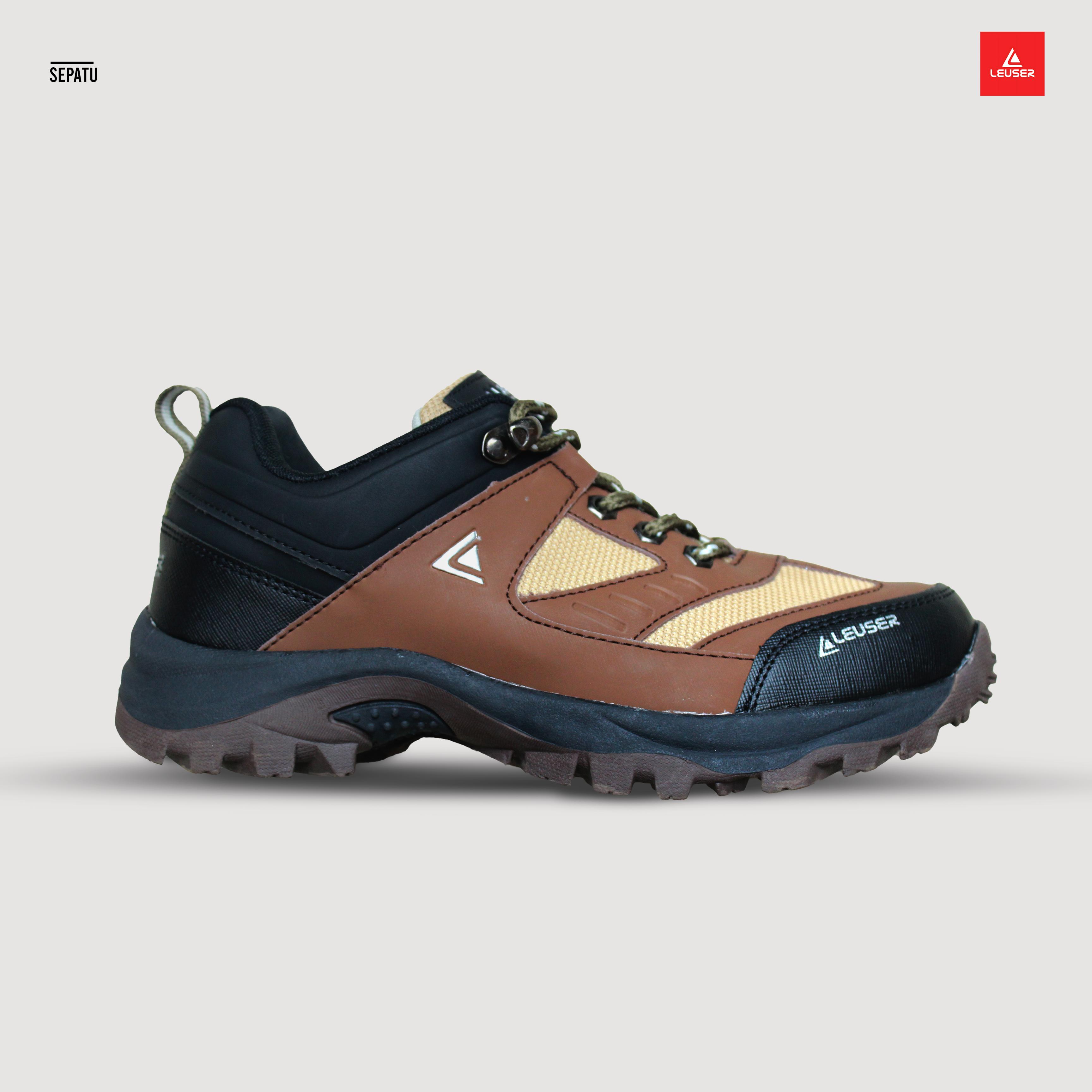 SEPATU TERRASTRIDE BROWN 